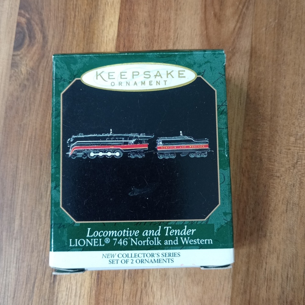 Hallmark Ornament Lionel 746 Norfolk & Western Locomotive & Tender 1999 Die Cast